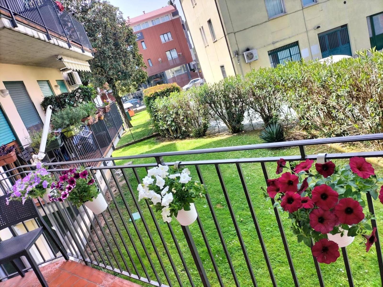 Roka House Peschiera del Garda Exterior foto